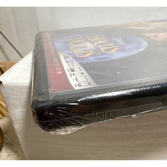 Disneys Hocus Pocus 4K Ultra HD/Blu-Ray/Digital Code Ultimate Collectors Edition - Picture 5 of 5